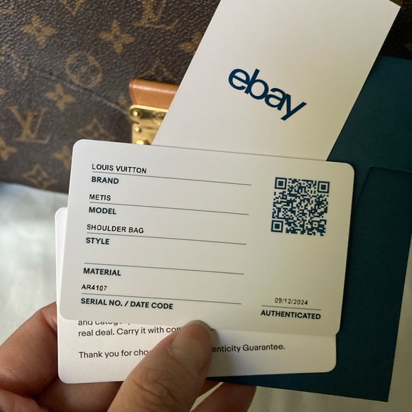 Authentic Louis Vuitton Monogram Pochette Metis Bag - Picture 6 of 15